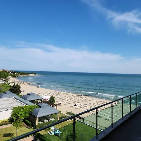 Sunny Bay A Sunny Sunny Beach