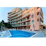 Sunny Bay A Sunny ساني بيتش