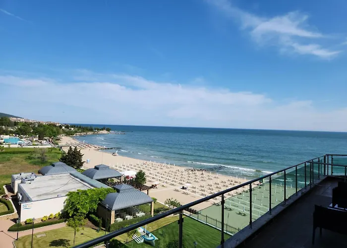 Sunny Bay A Sunny Sunny Beach